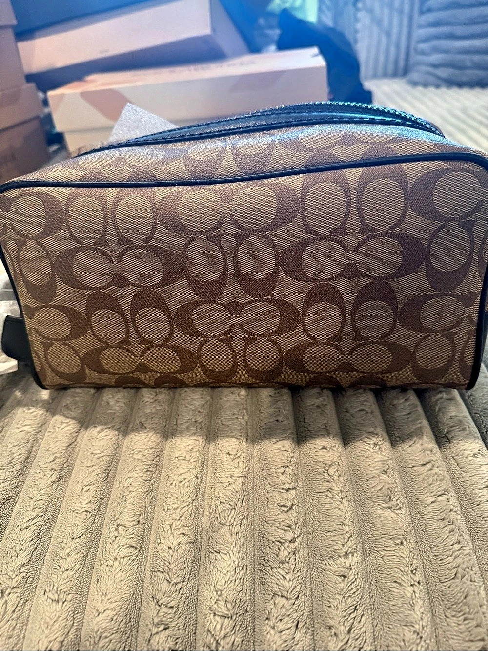 Coach Large Travel Kit Signature Canvas Travel Kit Brown NWT